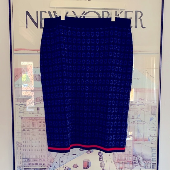 Tristan 2 piece knit cardigan and skirt suit with metallic floral print size L - Picture 5 of 16